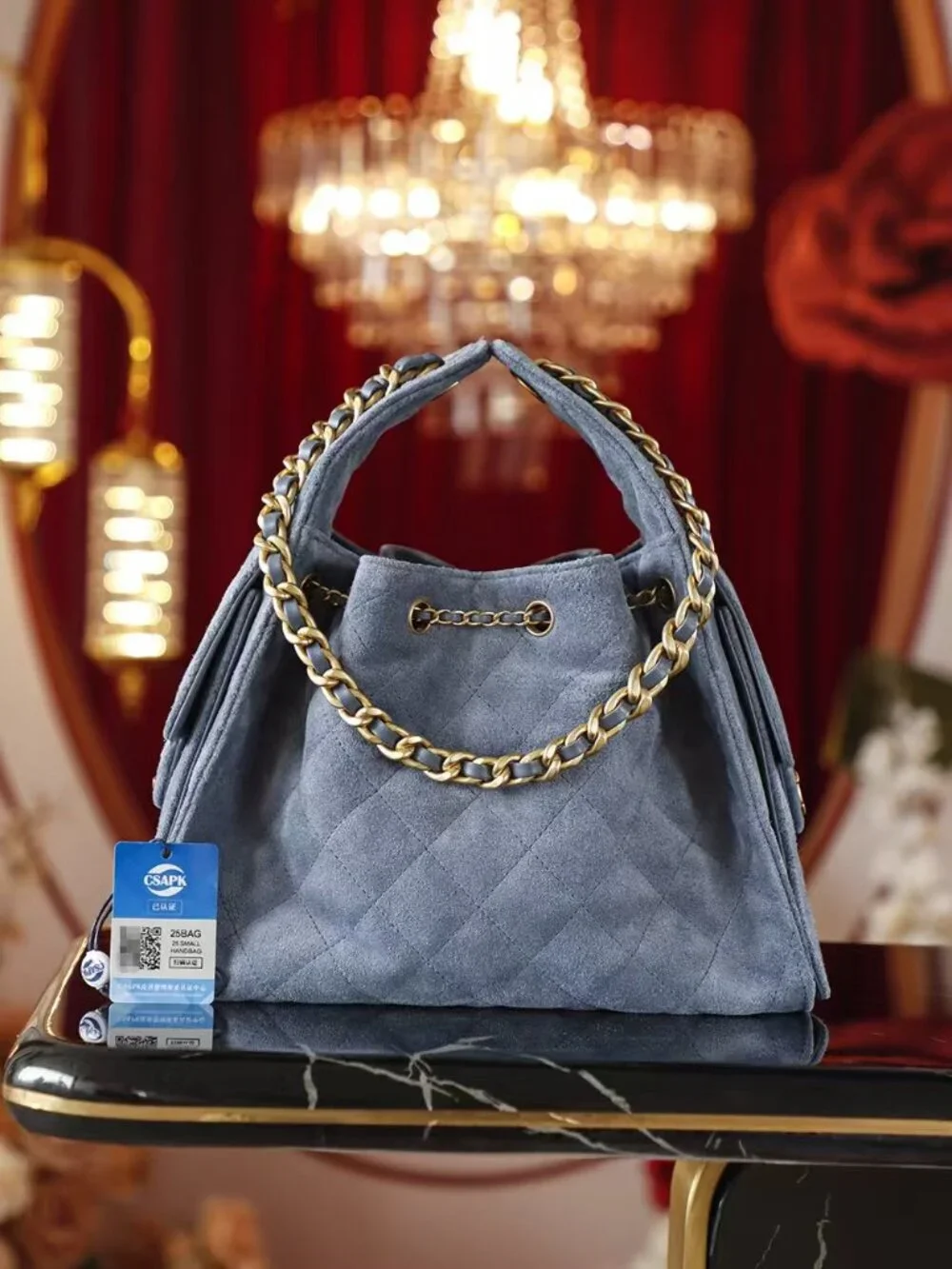 Classic Chanel Bag: A Stylish and Versatile Choice for Elegance